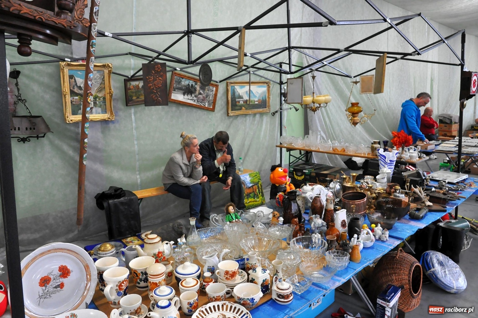 Zdjęcie w galerii na portalu naszraciborz.pl: Pierwszy jesienny targ staroci w Pietrowicach Wielkich [FOTO] wiadomości z regionu