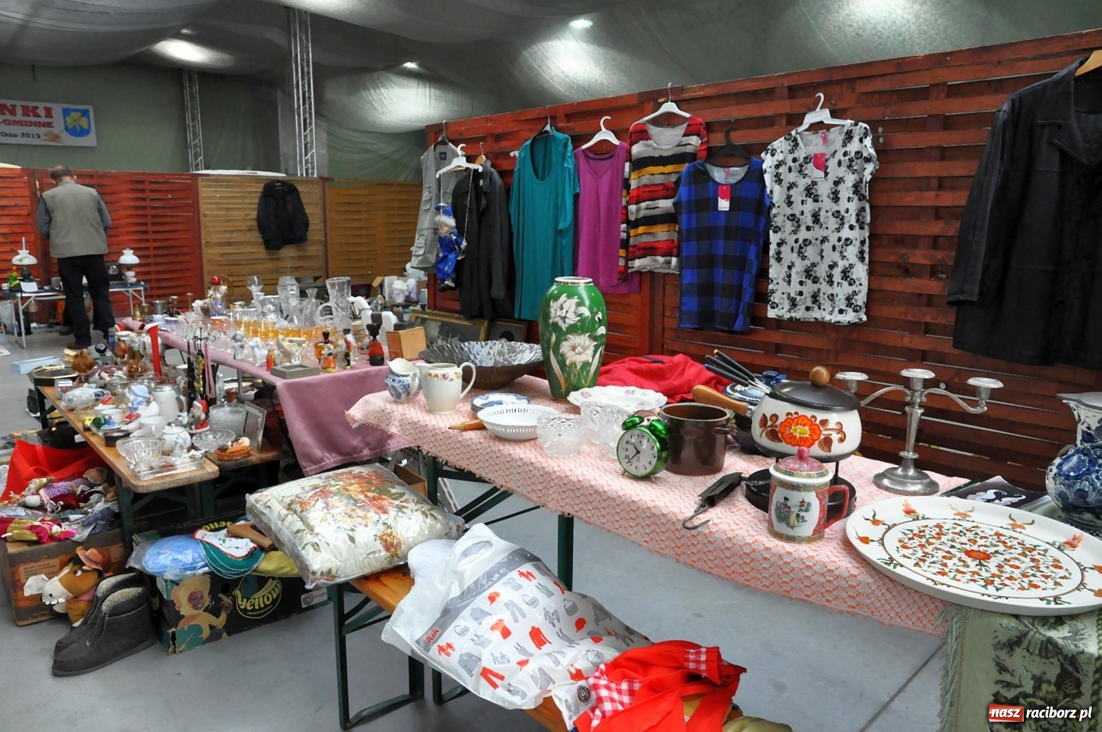 Zdjęcie w galerii na portalu naszraciborz.pl: Pierwszy jesienny targ staroci w Pietrowicach Wielkich [FOTO] wiadomości z regionu