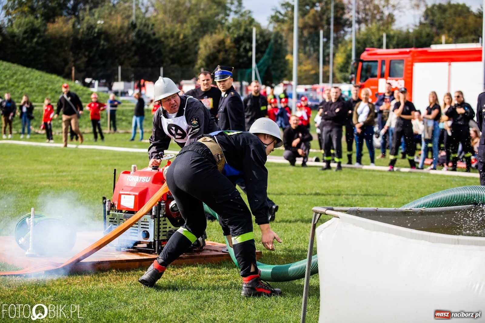 Zdjęcie w galerii na portalu naszraciborz.pl: Groźny wypadek na zawodach sportowo-pożarniczych w Raciborzu [WIDEO]  wiadomości z regionu