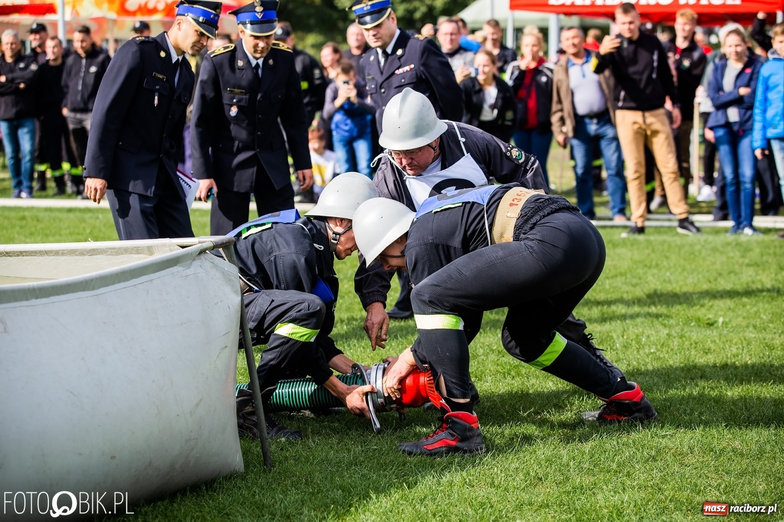 Zdjęcie w galerii na portalu naszraciborz.pl: Groźny wypadek na zawodach sportowo-pożarniczych w Raciborzu [WIDEO]  wiadomości z regionu