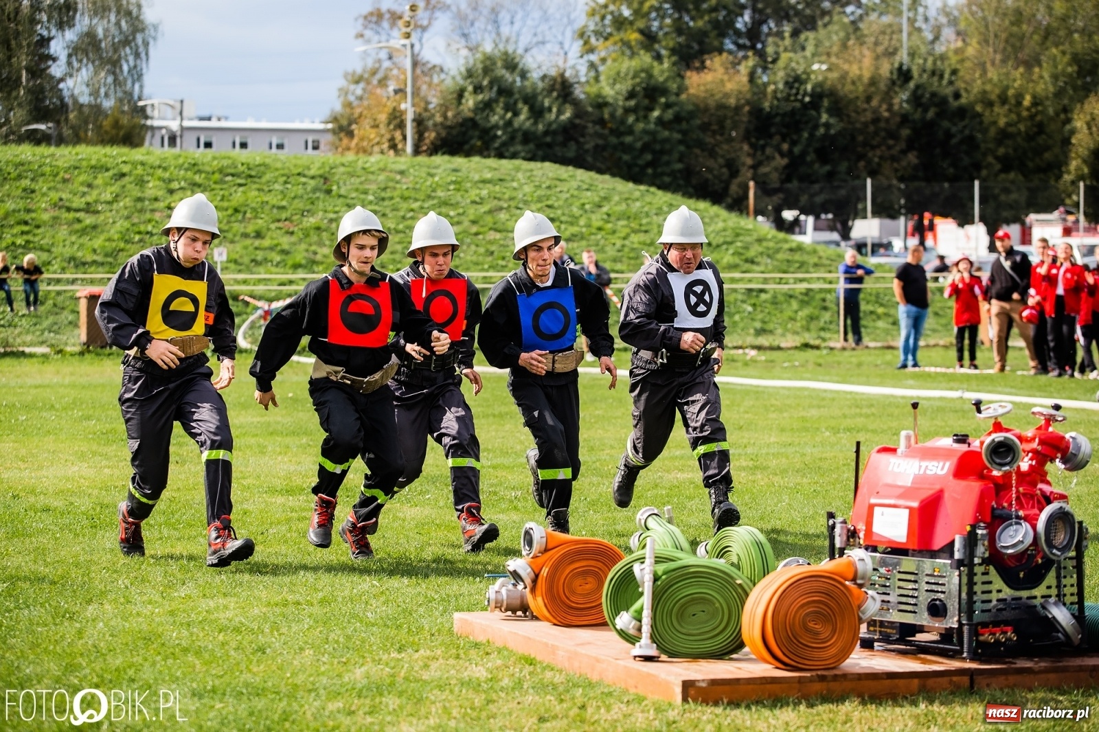 Zdjęcie w galerii na portalu naszraciborz.pl: Groźny wypadek na zawodach sportowo-pożarniczych w Raciborzu [WIDEO]  wiadomości z regionu