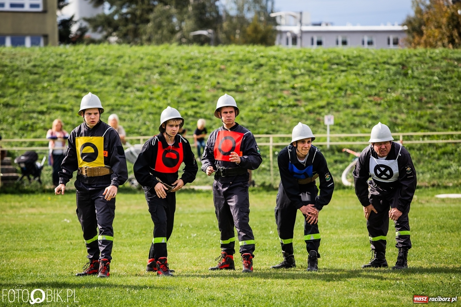 Zdjęcie w galerii na portalu naszraciborz.pl: Groźny wypadek na zawodach sportowo-pożarniczych w Raciborzu [WIDEO]  wiadomości z regionu