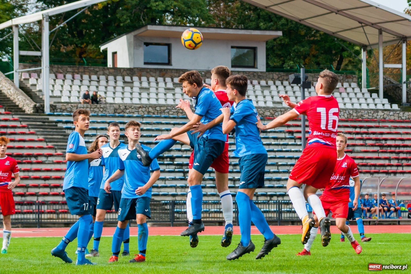 Zdjęcie w galerii na portalu naszraciborz.pl: Idzie, idzie Podbeskidzie. Juniorzy Unii bez punktów [FOTO i WIDEO] wiadomości z regionu