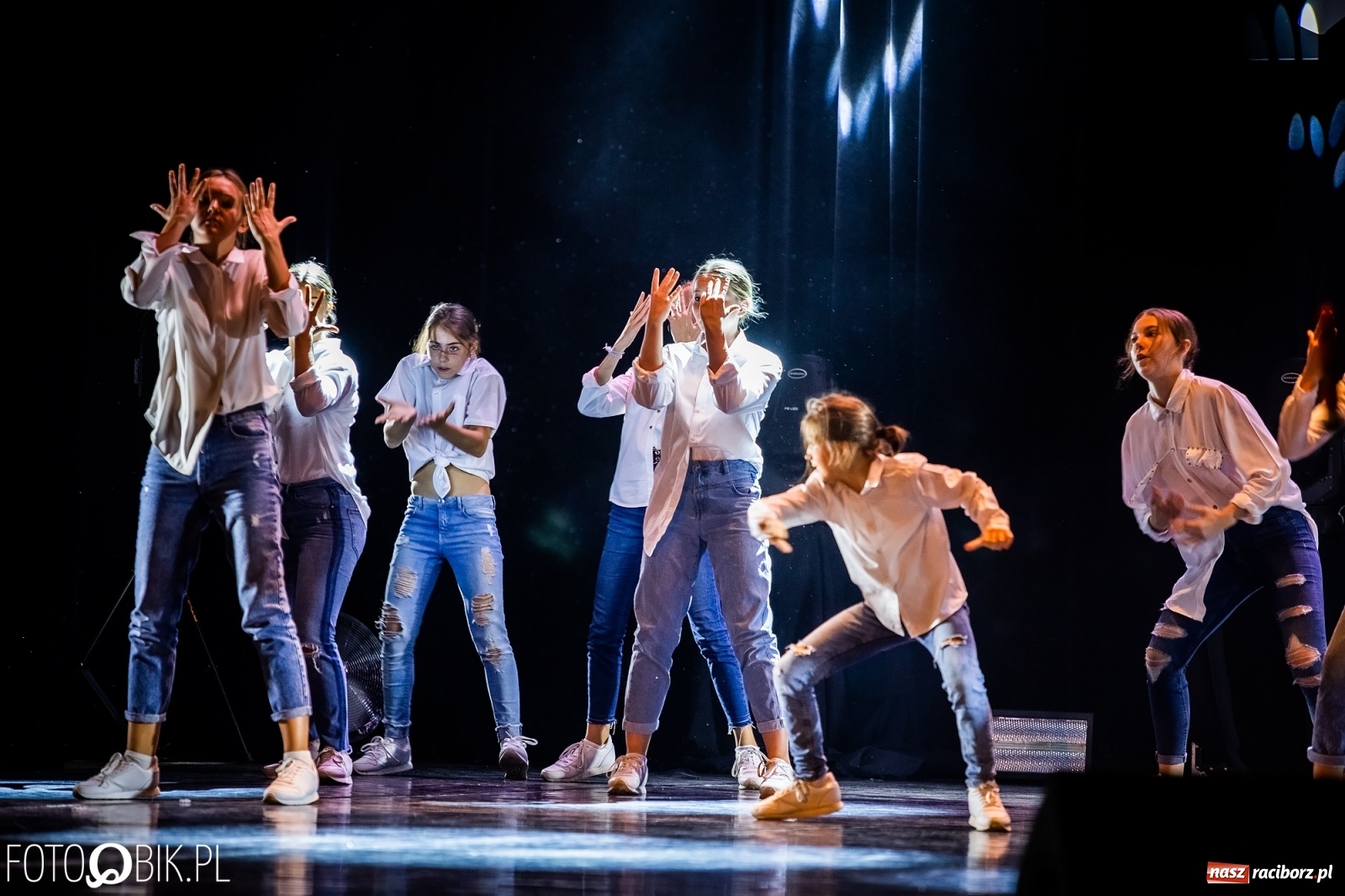 Zdjęcie w galerii na portalu naszraciborz.pl: Gala zespołu tanecznego Skaza w Raciborskim Centrum Kultury wiadomości z regionu