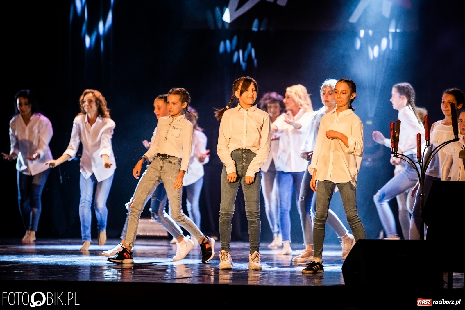Zdjęcie w galerii na portalu naszraciborz.pl: Gala zespołu tanecznego Skaza w Raciborskim Centrum Kultury wiadomości z regionu