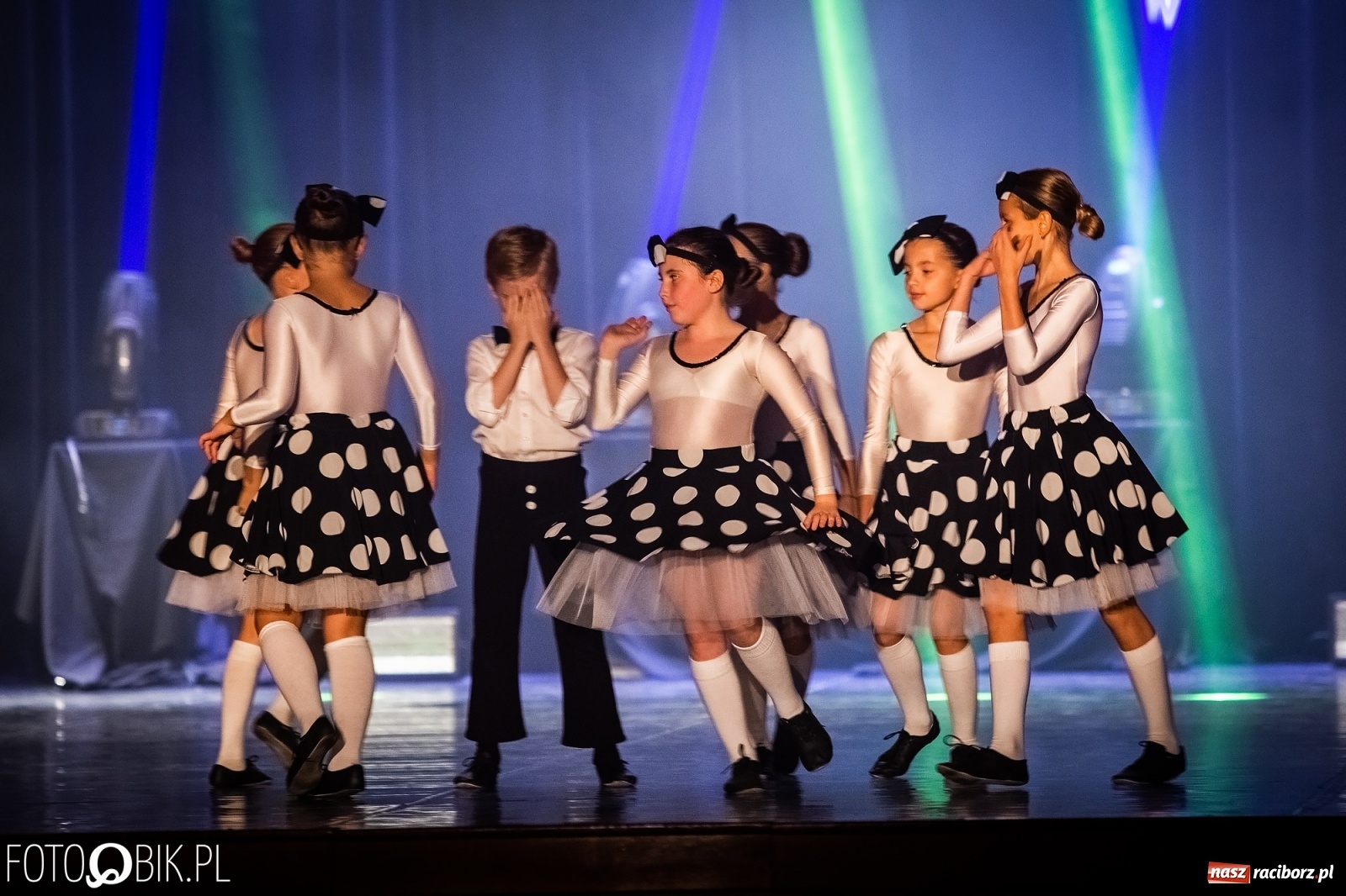 Zdjęcie w galerii na portalu naszraciborz.pl: Gala zespołu tanecznego Skaza w Raciborskim Centrum Kultury wiadomości z regionu
