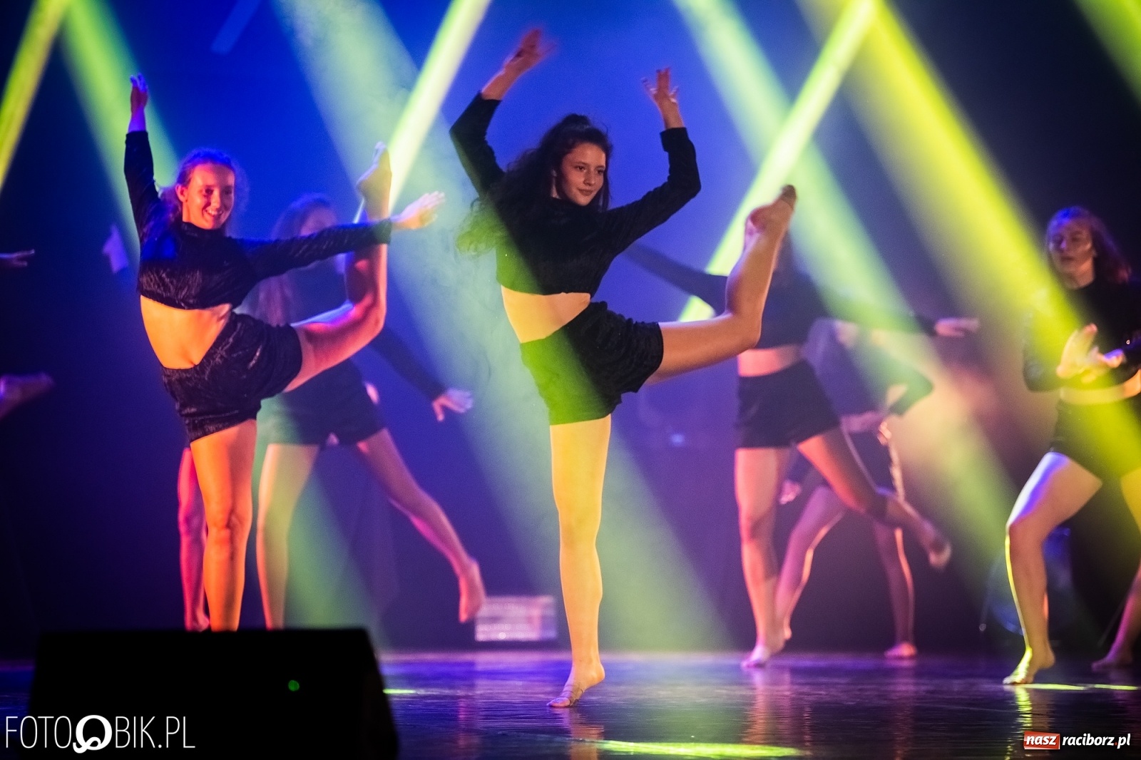 Zdjęcie w galerii na portalu naszraciborz.pl: Gala zespołu tanecznego Skaza w Raciborskim Centrum Kultury wiadomości z regionu