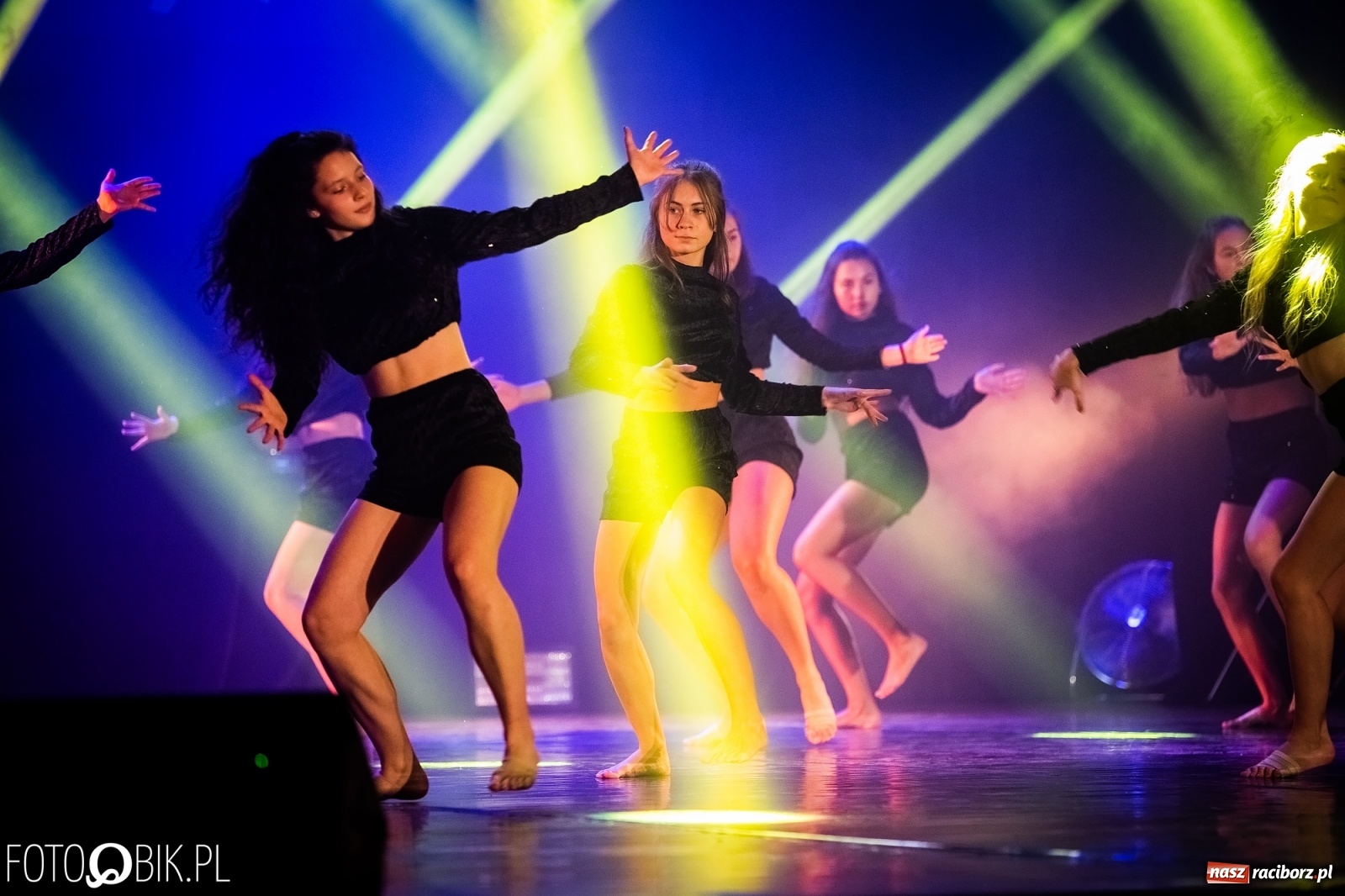 Zdjęcie w galerii na portalu naszraciborz.pl: Gala zespołu tanecznego Skaza w Raciborskim Centrum Kultury wiadomości z regionu