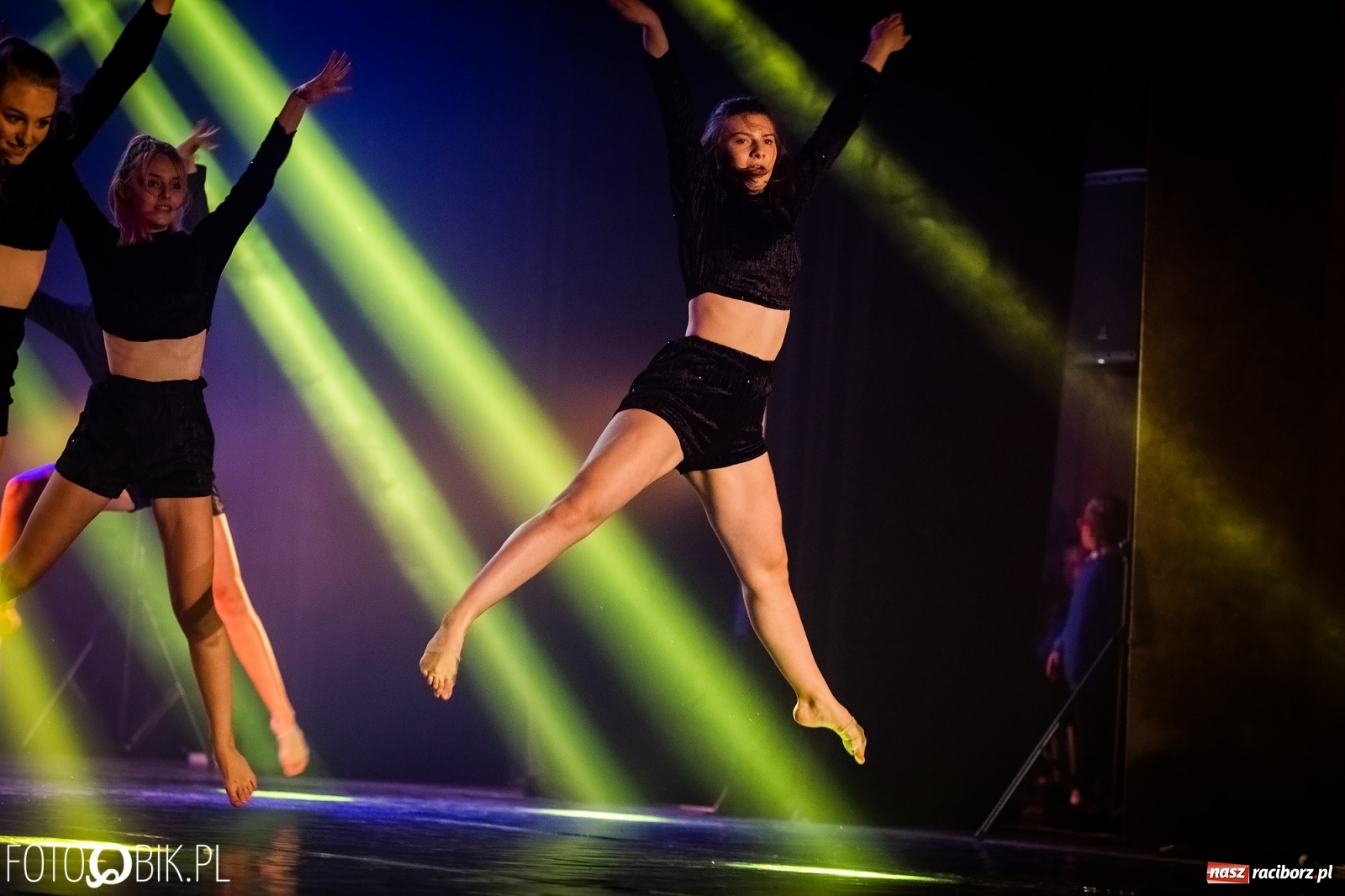 Zdjęcie w galerii na portalu naszraciborz.pl: Gala zespołu tanecznego Skaza w Raciborskim Centrum Kultury wiadomości z regionu