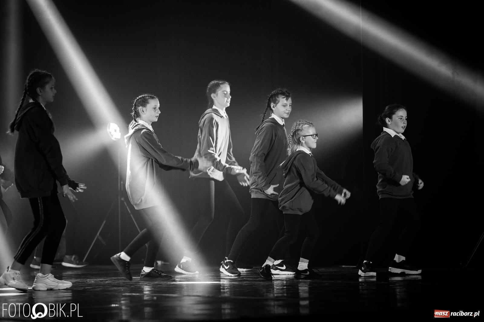 Zdjęcie w galerii na portalu naszraciborz.pl: Gala zespołu tanecznego Skaza w Raciborskim Centrum Kultury wiadomości z regionu