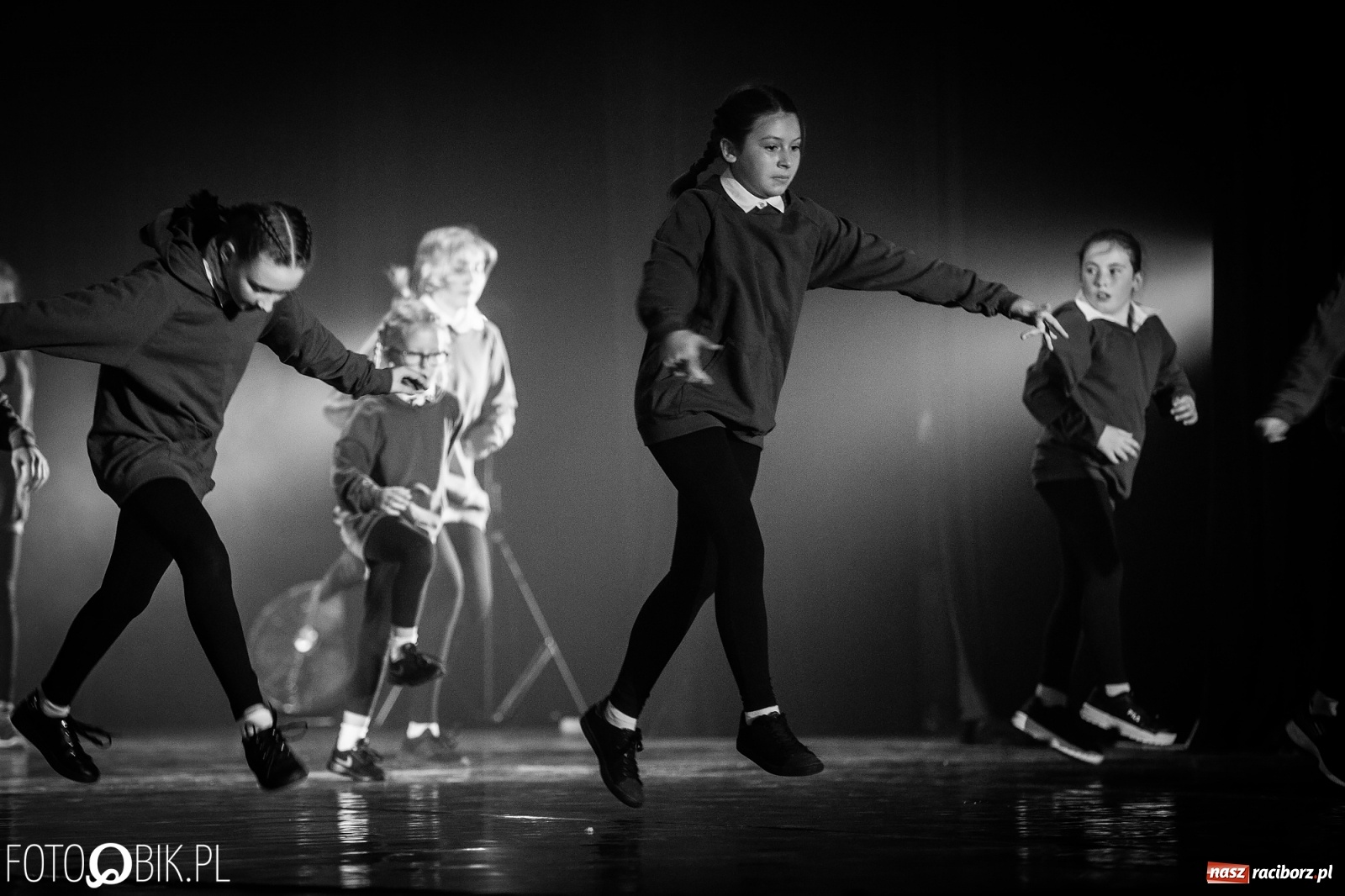 Zdjęcie w galerii na portalu naszraciborz.pl: Gala zespołu tanecznego Skaza w Raciborskim Centrum Kultury wiadomości z regionu