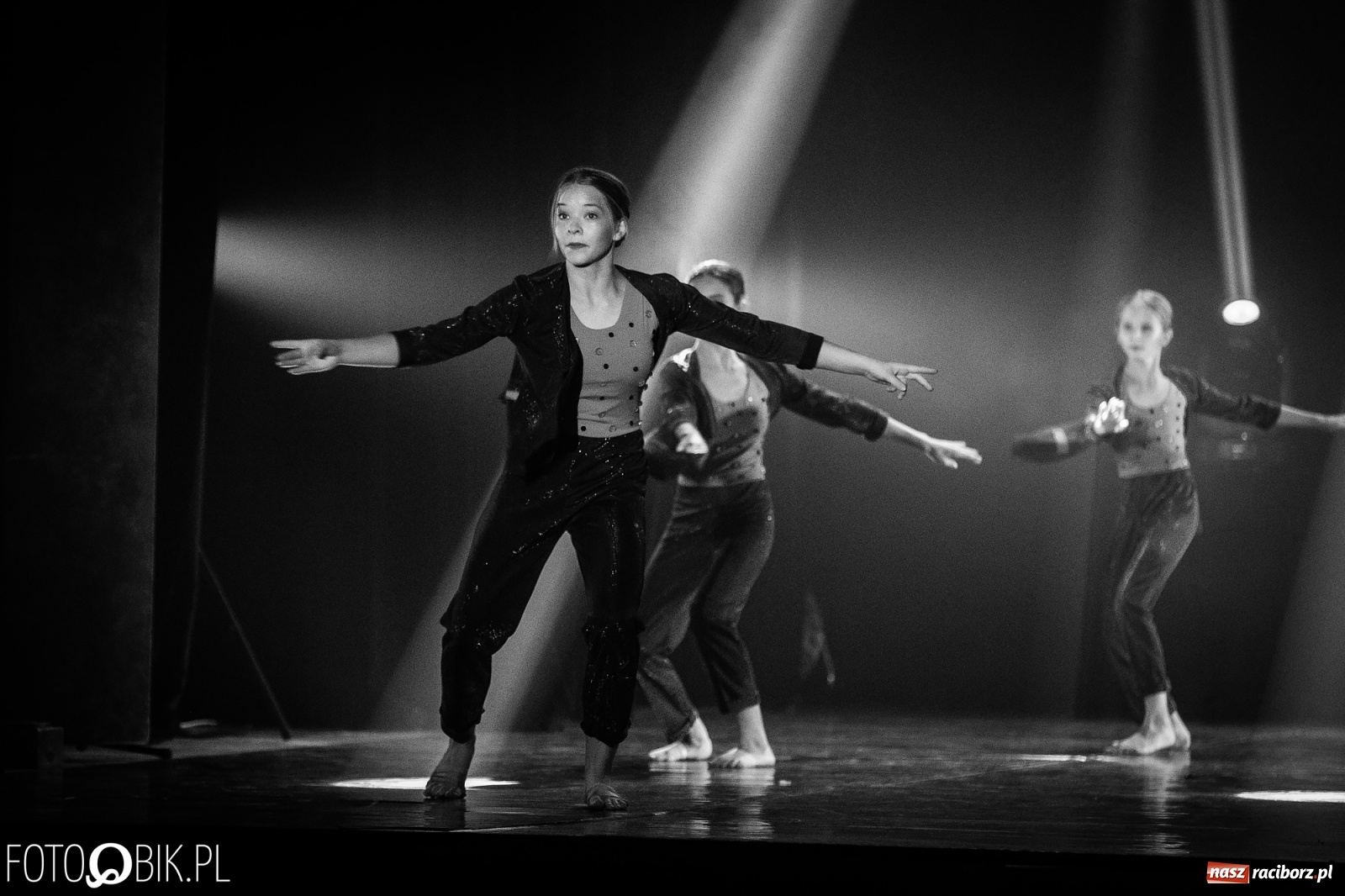 Zdjęcie w galerii na portalu naszraciborz.pl: Gala zespołu tanecznego Skaza w Raciborskim Centrum Kultury wiadomości z regionu