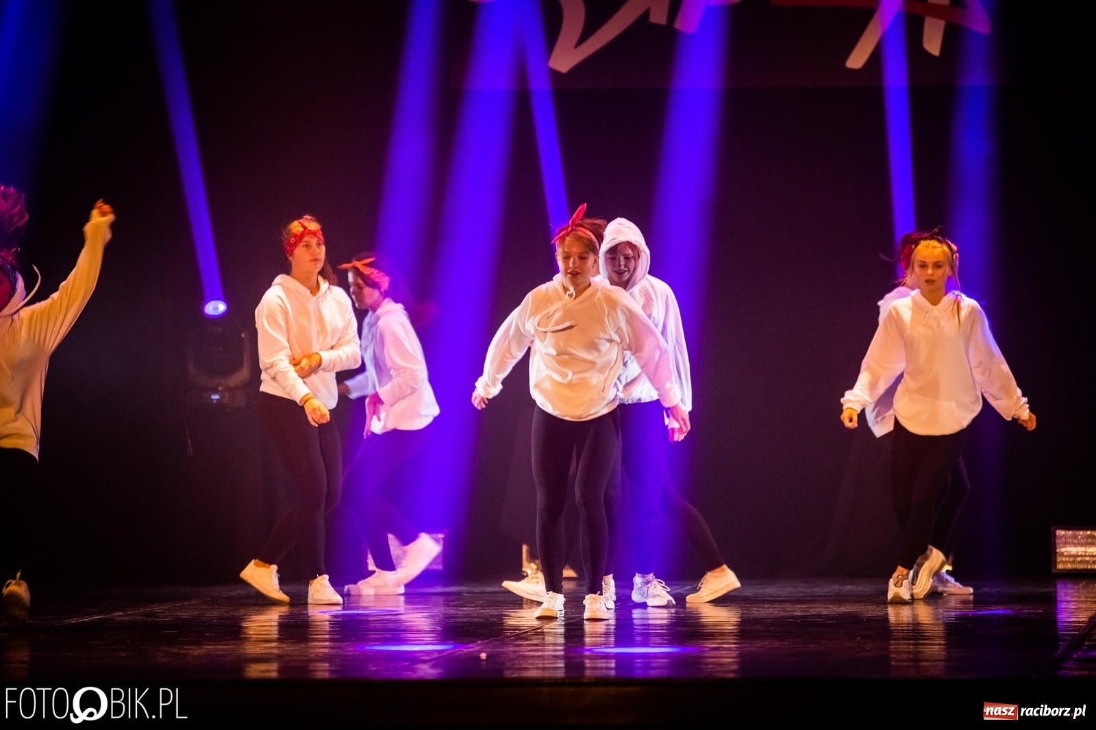 Zdjęcie w galerii na portalu naszraciborz.pl: Gala zespołu tanecznego Skaza w Raciborskim Centrum Kultury wiadomości z regionu