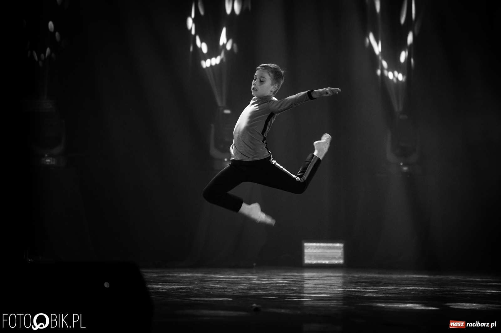 Zdjęcie w galerii na portalu naszraciborz.pl: Gala zespołu tanecznego Skaza w Raciborskim Centrum Kultury wiadomości z regionu