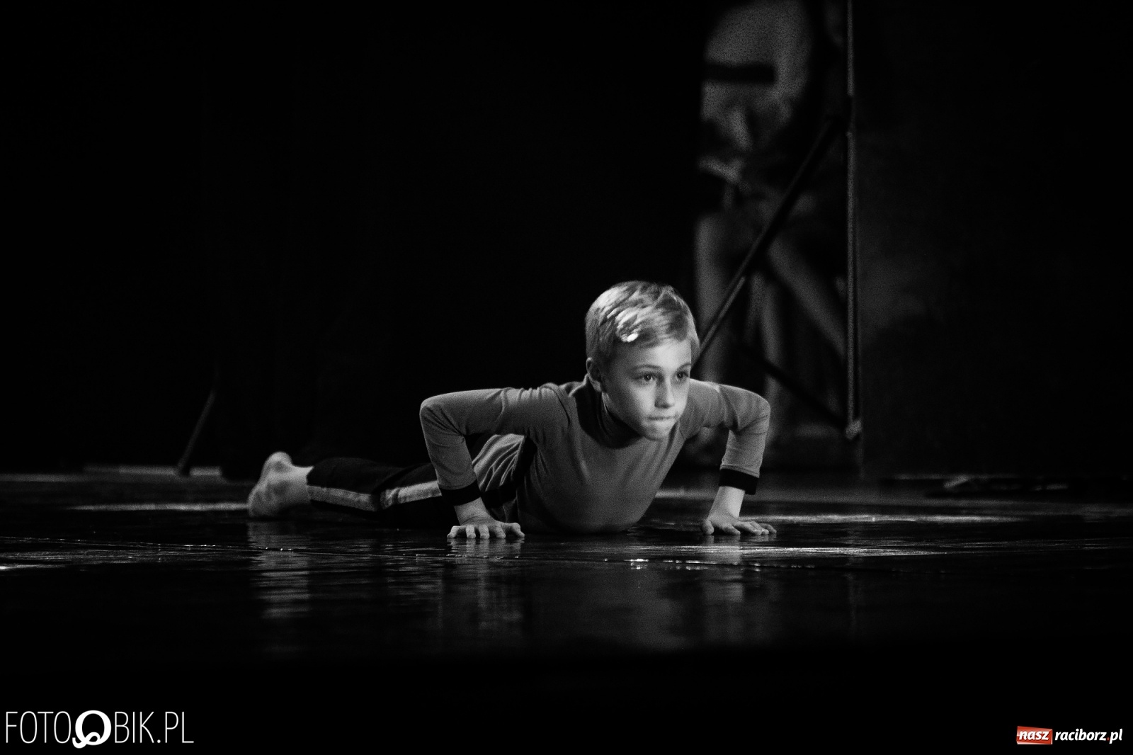 Zdjęcie w galerii na portalu naszraciborz.pl: Gala zespołu tanecznego Skaza w Raciborskim Centrum Kultury wiadomości z regionu