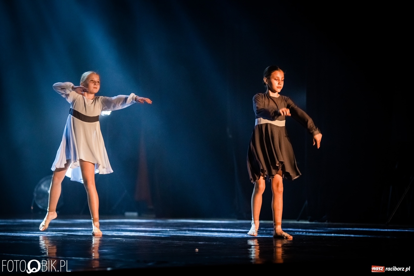 Zdjęcie w galerii na portalu naszraciborz.pl: Gala zespołu tanecznego Skaza w Raciborskim Centrum Kultury wiadomości z regionu