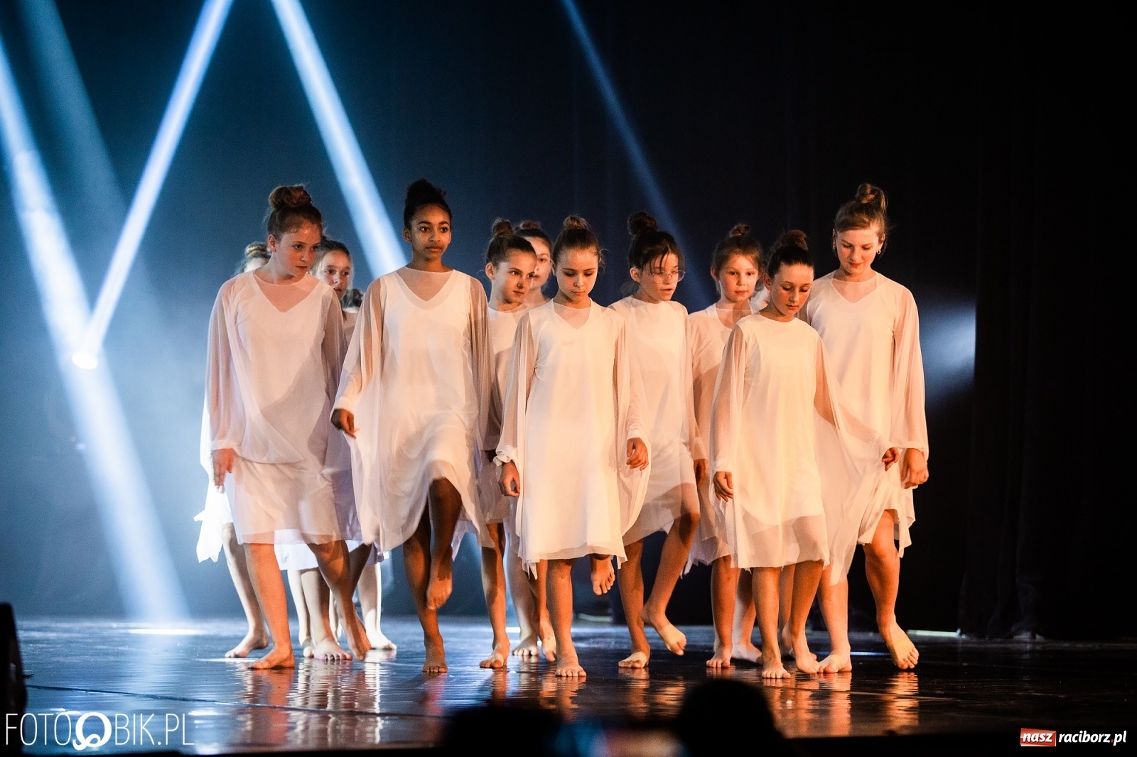 Zdjęcie w galerii na portalu naszraciborz.pl: Gala zespołu tanecznego Skaza w Raciborskim Centrum Kultury wiadomości z regionu