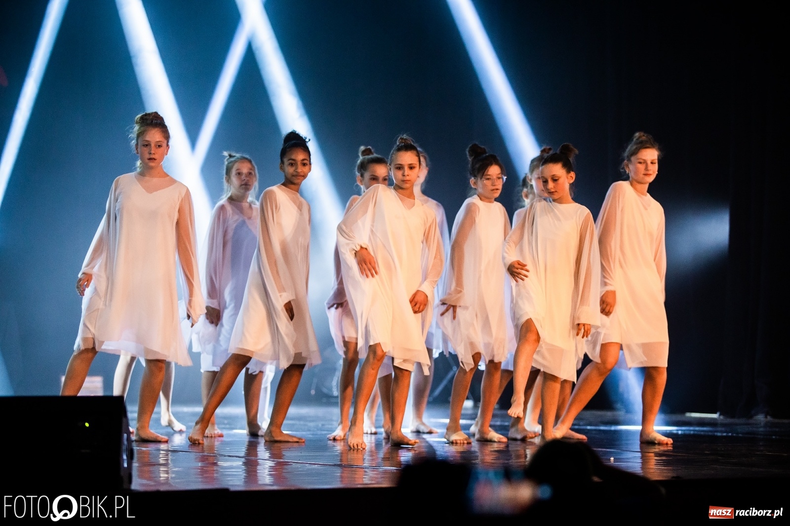 Zdjęcie w galerii na portalu naszraciborz.pl: Gala zespołu tanecznego Skaza w Raciborskim Centrum Kultury wiadomości z regionu