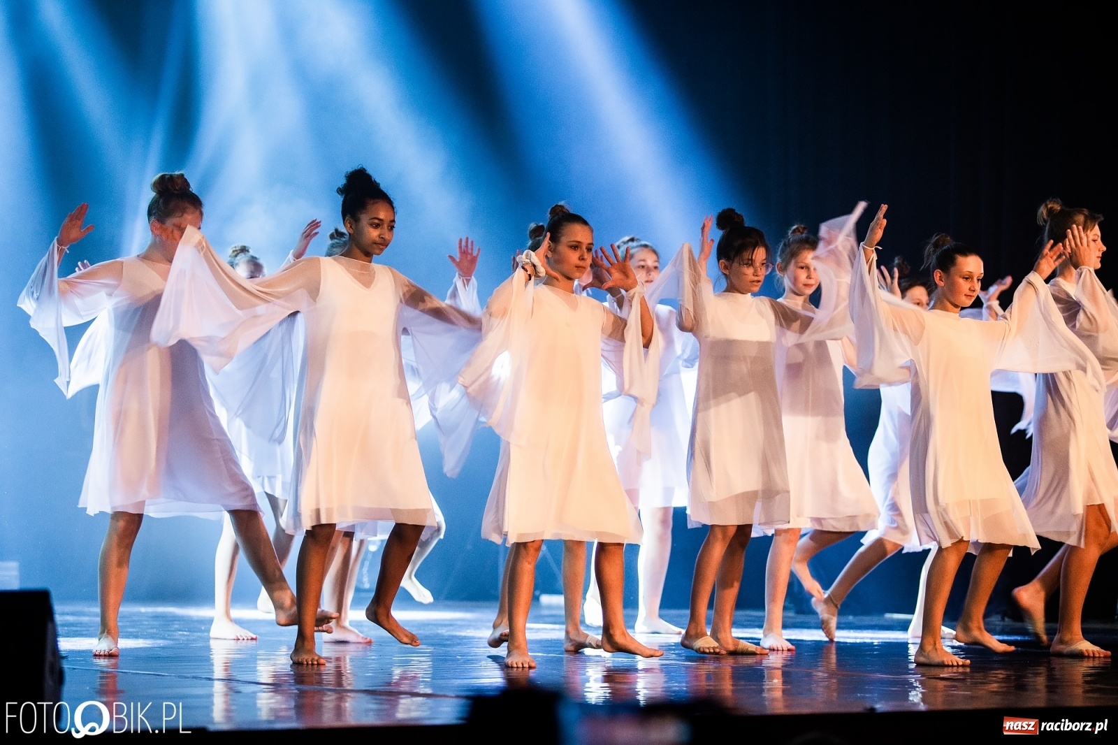 Zdjęcie w galerii na portalu naszraciborz.pl: Gala zespołu tanecznego Skaza w Raciborskim Centrum Kultury wiadomości z regionu