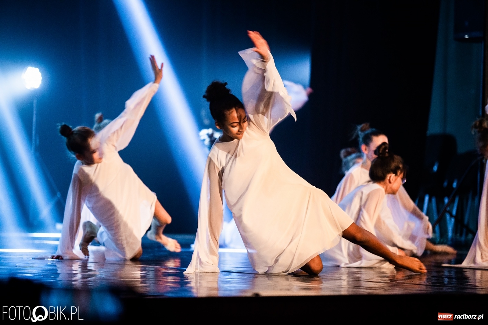 Zdjęcie w galerii na portalu naszraciborz.pl: Gala zespołu tanecznego Skaza w Raciborskim Centrum Kultury wiadomości z regionu