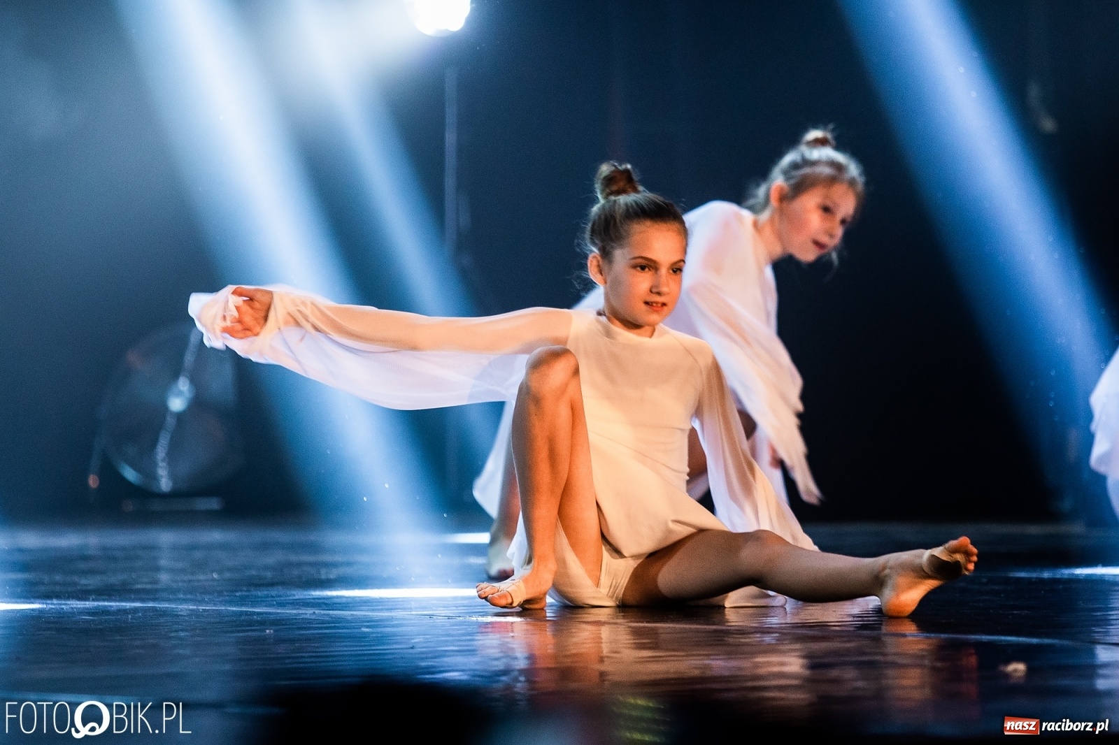 Zdjęcie w galerii na portalu naszraciborz.pl: Gala zespołu tanecznego Skaza w Raciborskim Centrum Kultury wiadomości z regionu