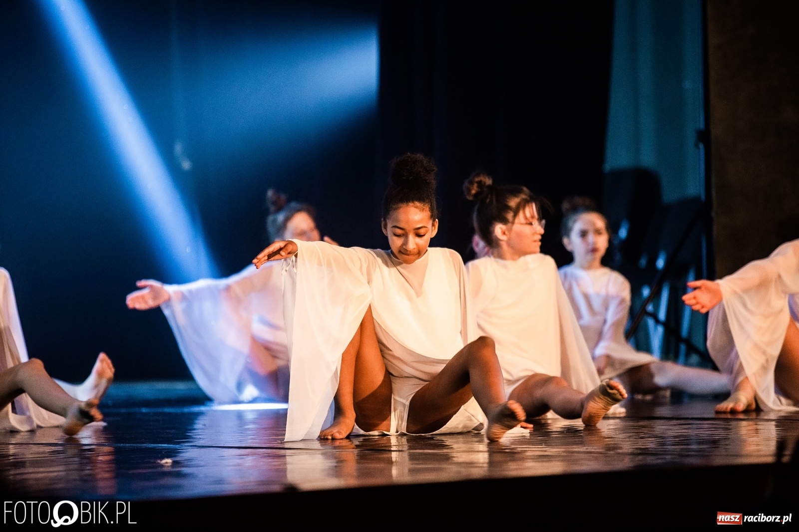 Zdjęcie w galerii na portalu naszraciborz.pl: Gala zespołu tanecznego Skaza w Raciborskim Centrum Kultury wiadomości z regionu