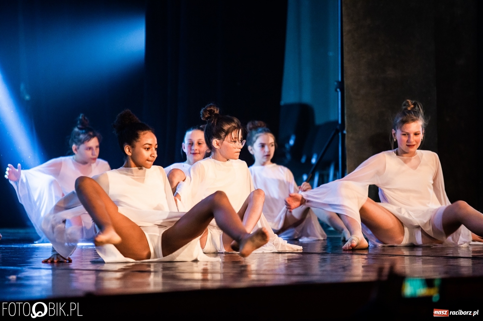 Zdjęcie w galerii na portalu naszraciborz.pl: Gala zespołu tanecznego Skaza w Raciborskim Centrum Kultury wiadomości z regionu