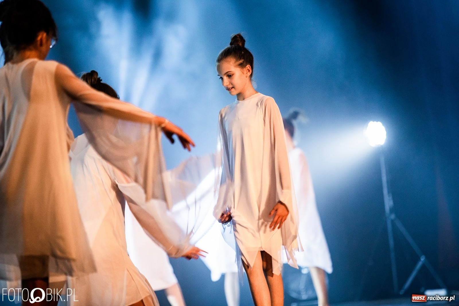 Zdjęcie w galerii na portalu naszraciborz.pl: Gala zespołu tanecznego Skaza w Raciborskim Centrum Kultury wiadomości z regionu