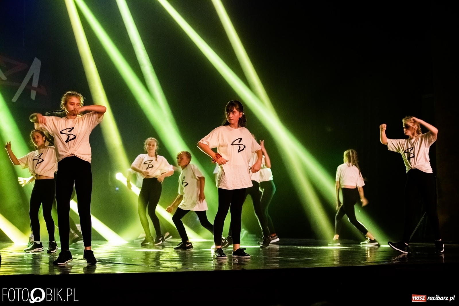 Zdjęcie w galerii na portalu naszraciborz.pl: Gala zespołu tanecznego Skaza w Raciborskim Centrum Kultury wiadomości z regionu