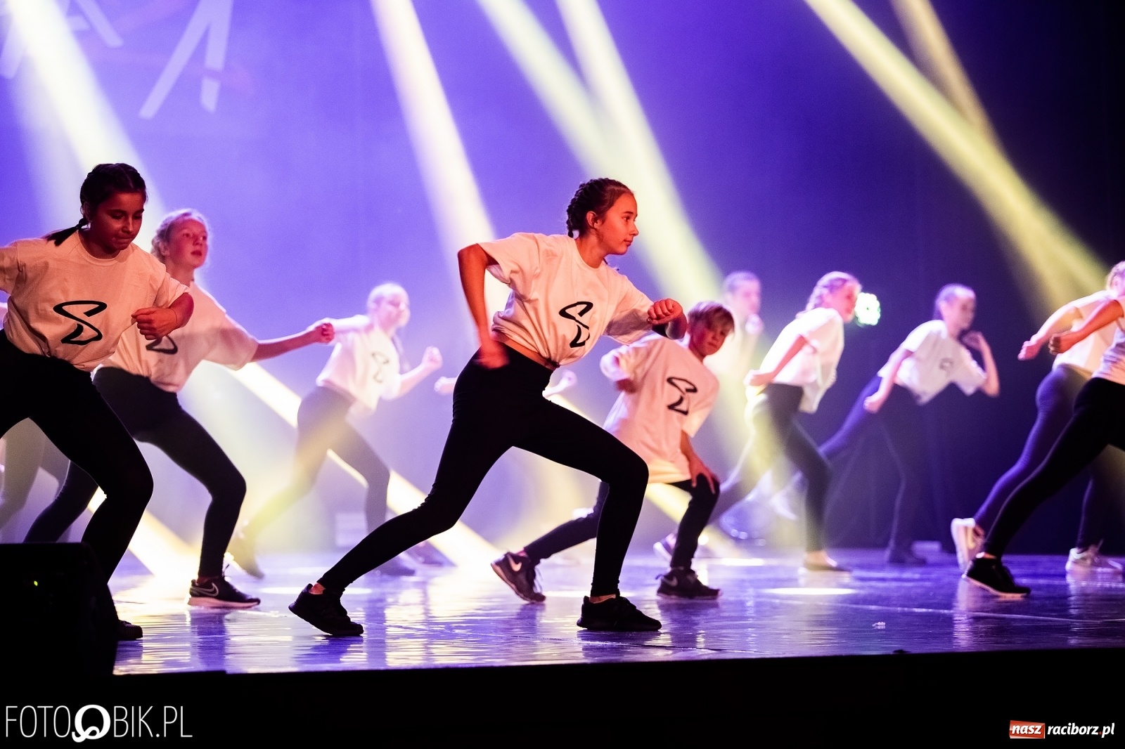 Zdjęcie w galerii na portalu naszraciborz.pl: Gala zespołu tanecznego Skaza w Raciborskim Centrum Kultury wiadomości z regionu