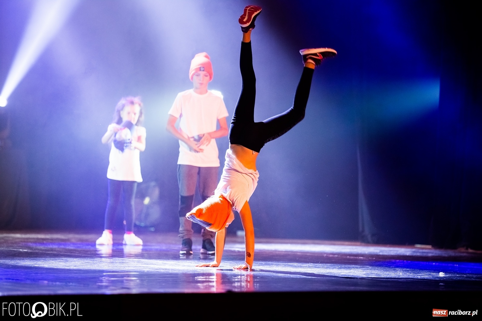 Zdjęcie w galerii na portalu naszraciborz.pl: Gala zespołu tanecznego Skaza w Raciborskim Centrum Kultury wiadomości z regionu