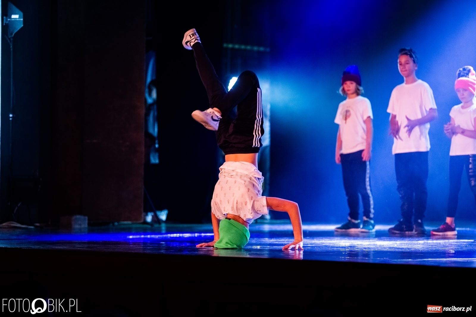 Zdjęcie w galerii na portalu naszraciborz.pl: Gala zespołu tanecznego Skaza w Raciborskim Centrum Kultury wiadomości z regionu