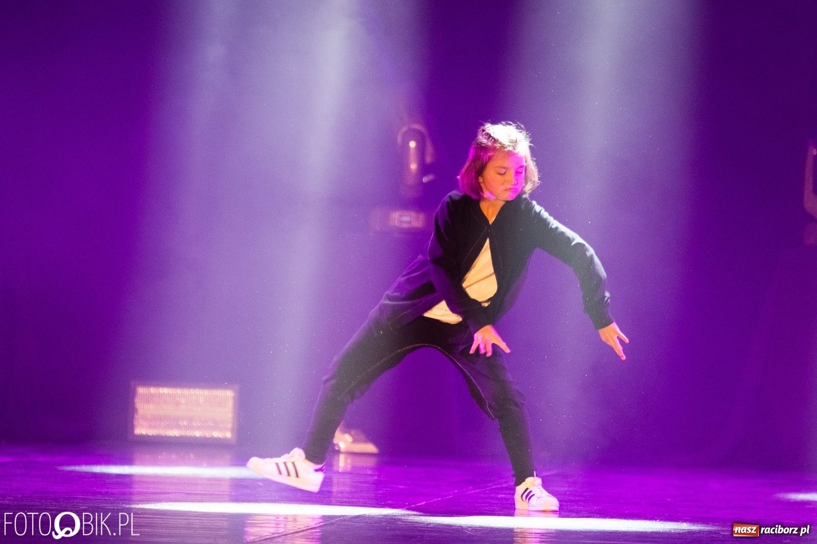 Zdjęcie w galerii na portalu naszraciborz.pl: Gala zespołu tanecznego Skaza w Raciborskim Centrum Kultury wiadomości z regionu