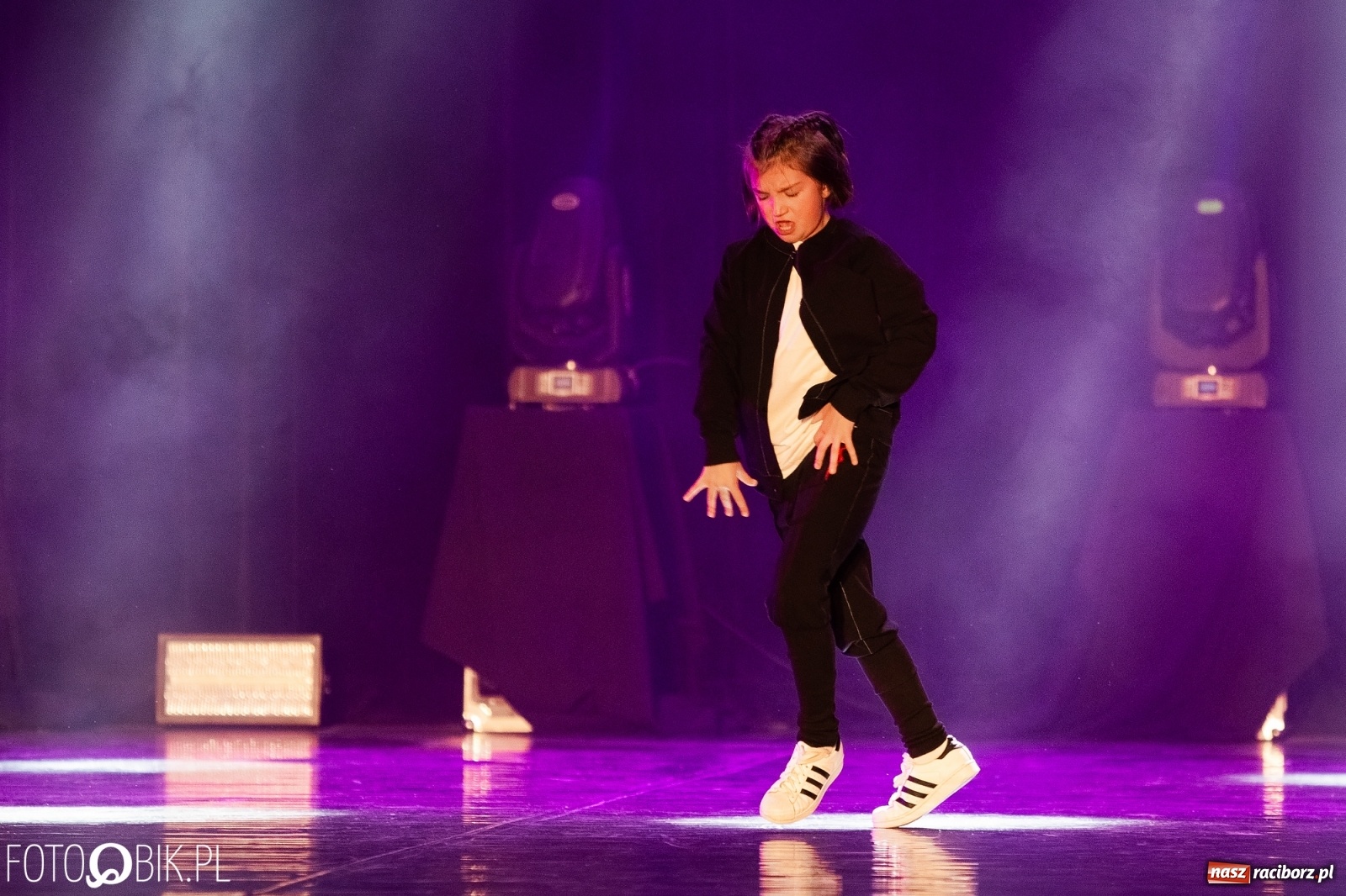 Zdjęcie w galerii na portalu naszraciborz.pl: Gala zespołu tanecznego Skaza w Raciborskim Centrum Kultury wiadomości z regionu