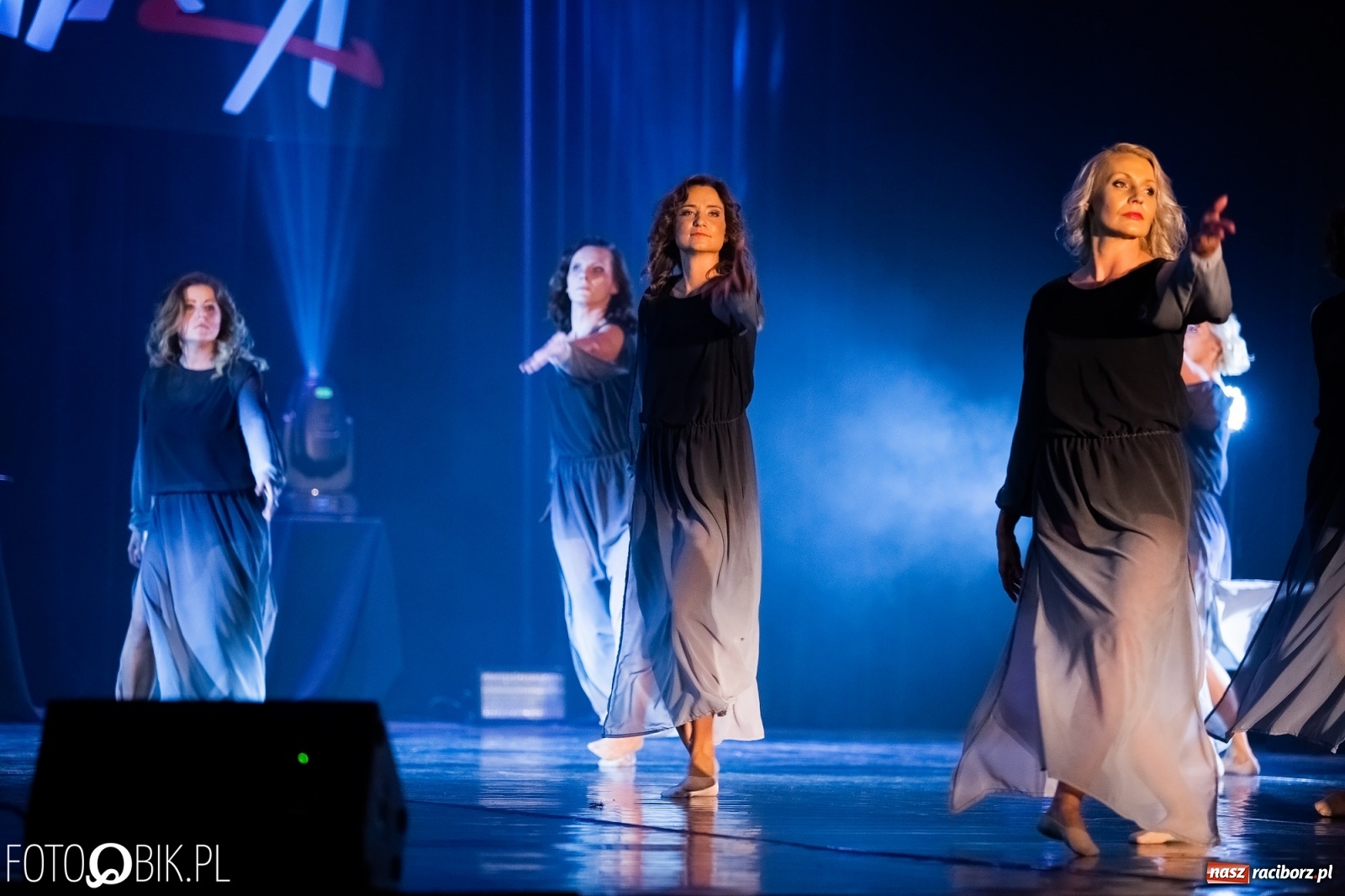 Zdjęcie w galerii na portalu naszraciborz.pl: Gala zespołu tanecznego Skaza w Raciborskim Centrum Kultury wiadomości z regionu