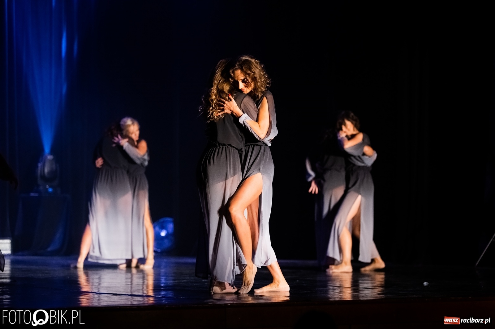 Zdjęcie w galerii na portalu naszraciborz.pl: Gala zespołu tanecznego Skaza w Raciborskim Centrum Kultury wiadomości z regionu