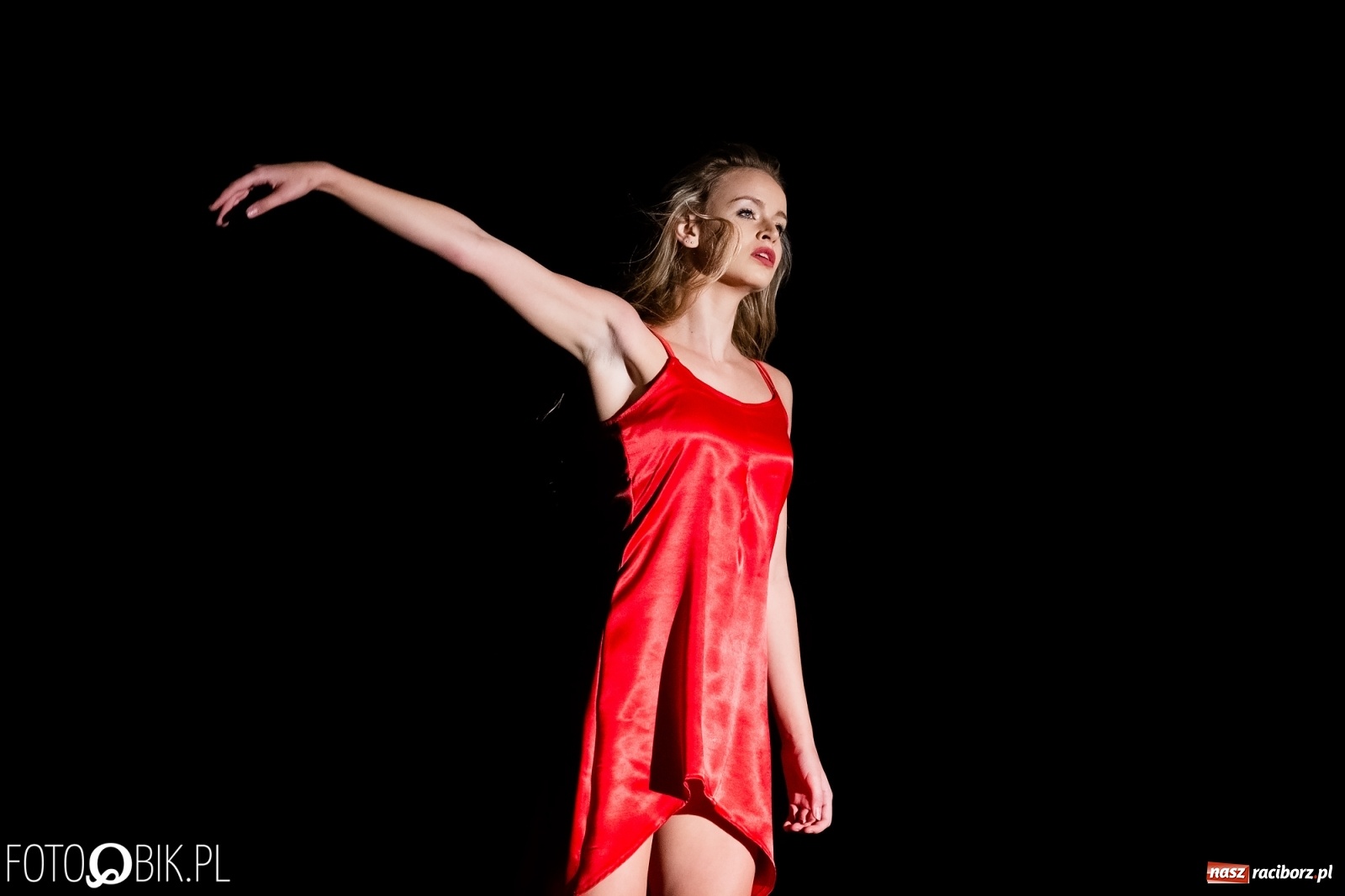 Zdjęcie w galerii na portalu naszraciborz.pl: Gala zespołu tanecznego Skaza w Raciborskim Centrum Kultury wiadomości z regionu