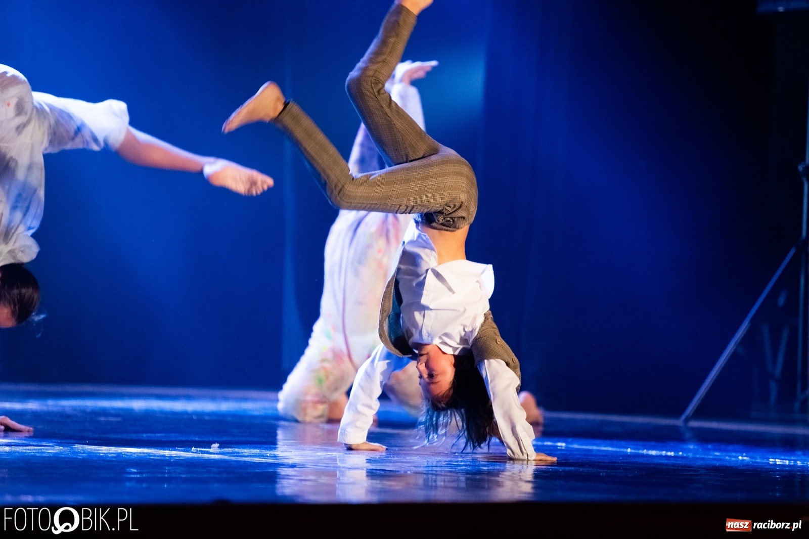 Zdjęcie w galerii na portalu naszraciborz.pl: Gala zespołu tanecznego Skaza w Raciborskim Centrum Kultury wiadomości z regionu