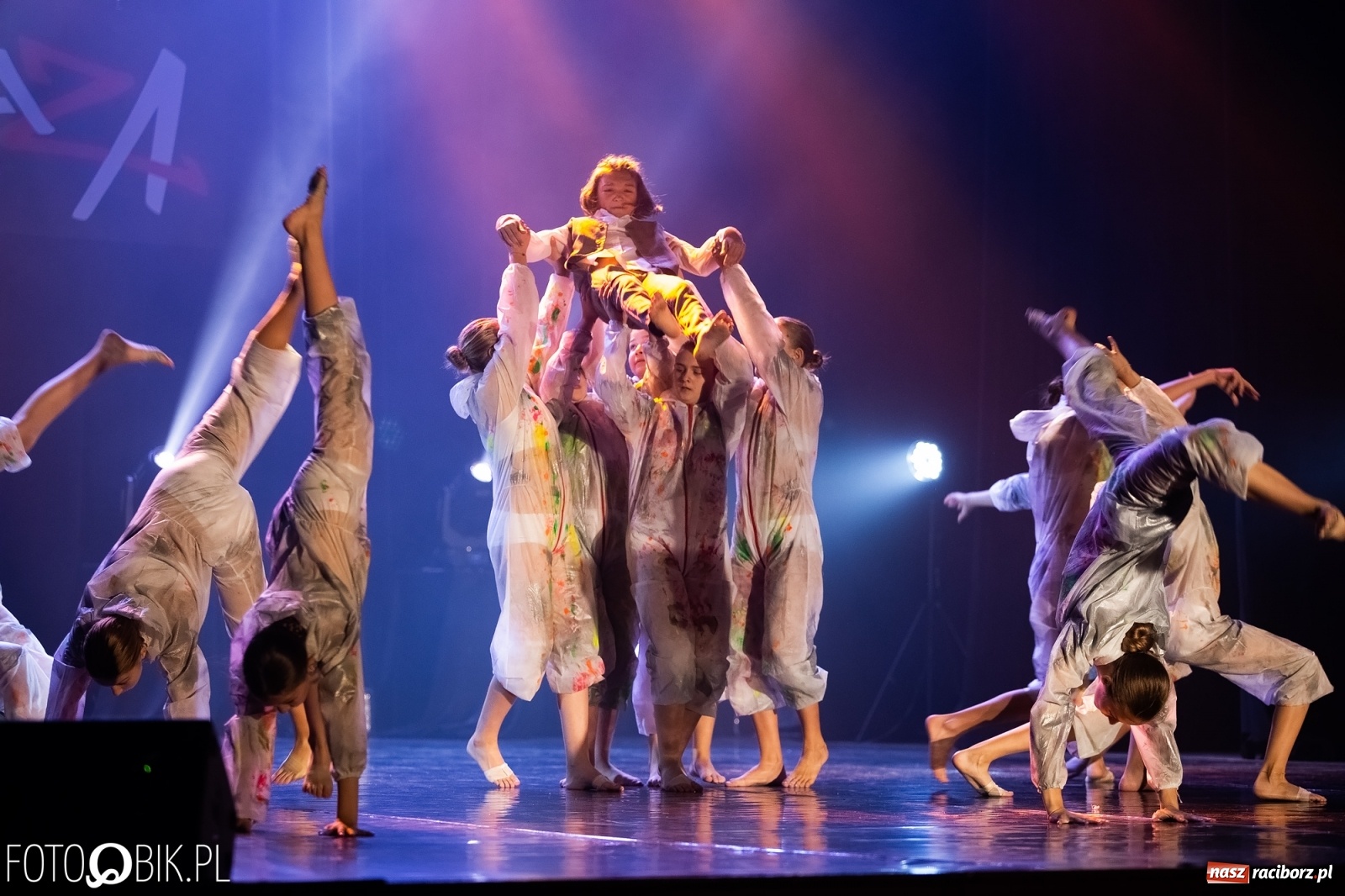 Zdjęcie w galerii na portalu naszraciborz.pl: Gala zespołu tanecznego Skaza w Raciborskim Centrum Kultury wiadomości z regionu