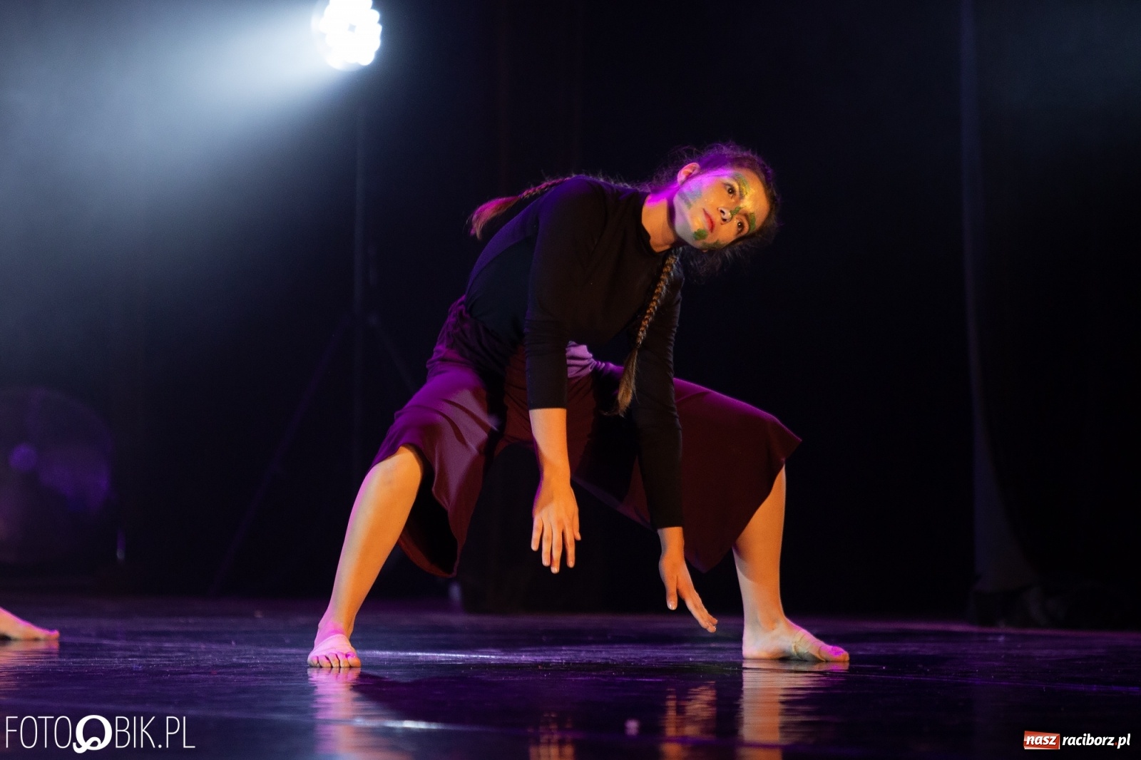 Zdjęcie w galerii na portalu naszraciborz.pl: Gala zespołu tanecznego Skaza w Raciborskim Centrum Kultury wiadomości z regionu