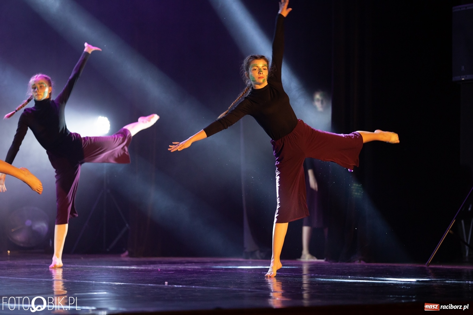 Zdjęcie w galerii na portalu naszraciborz.pl: Gala zespołu tanecznego Skaza w Raciborskim Centrum Kultury wiadomości z regionu