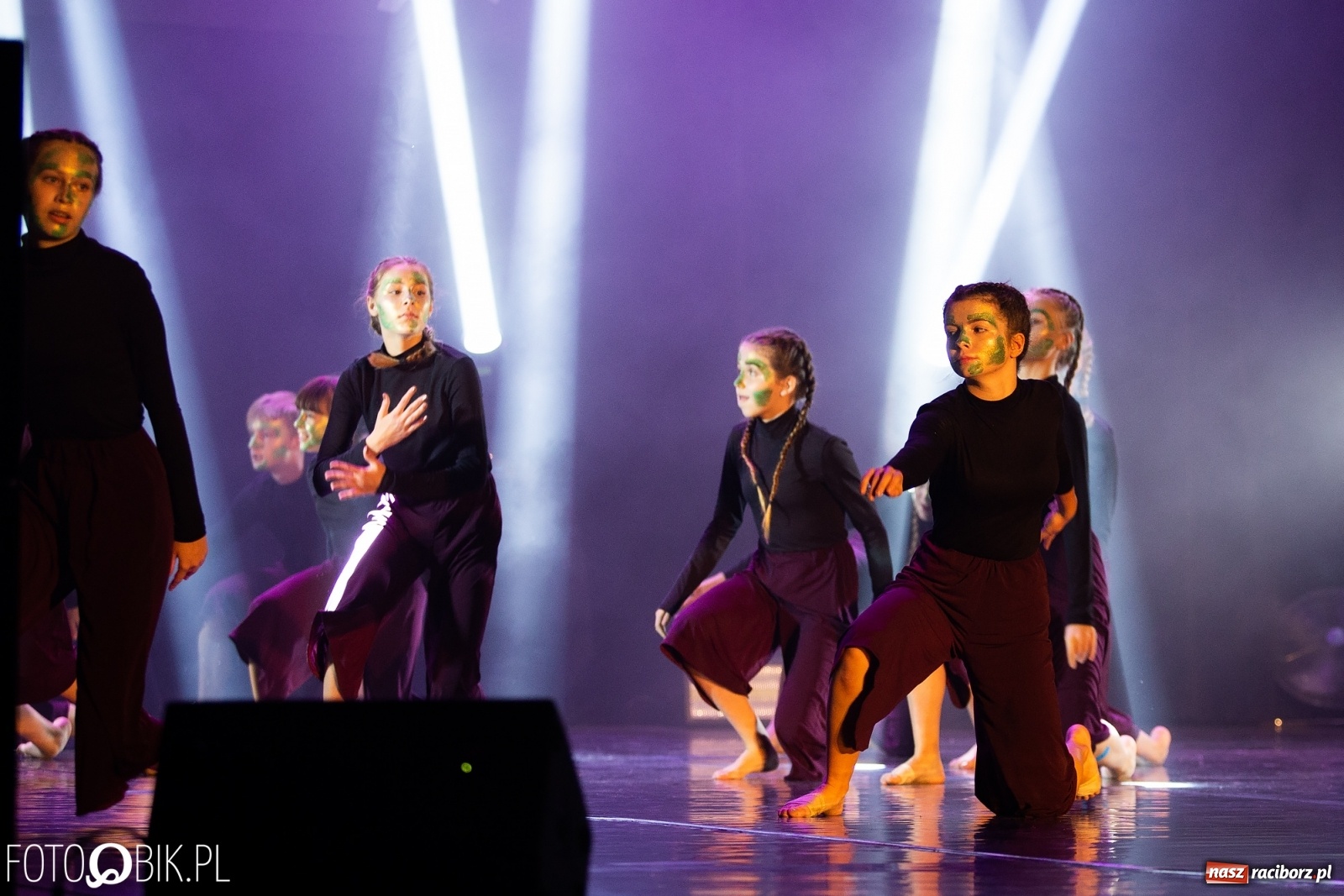 Zdjęcie w galerii na portalu naszraciborz.pl: Gala zespołu tanecznego Skaza w Raciborskim Centrum Kultury wiadomości z regionu