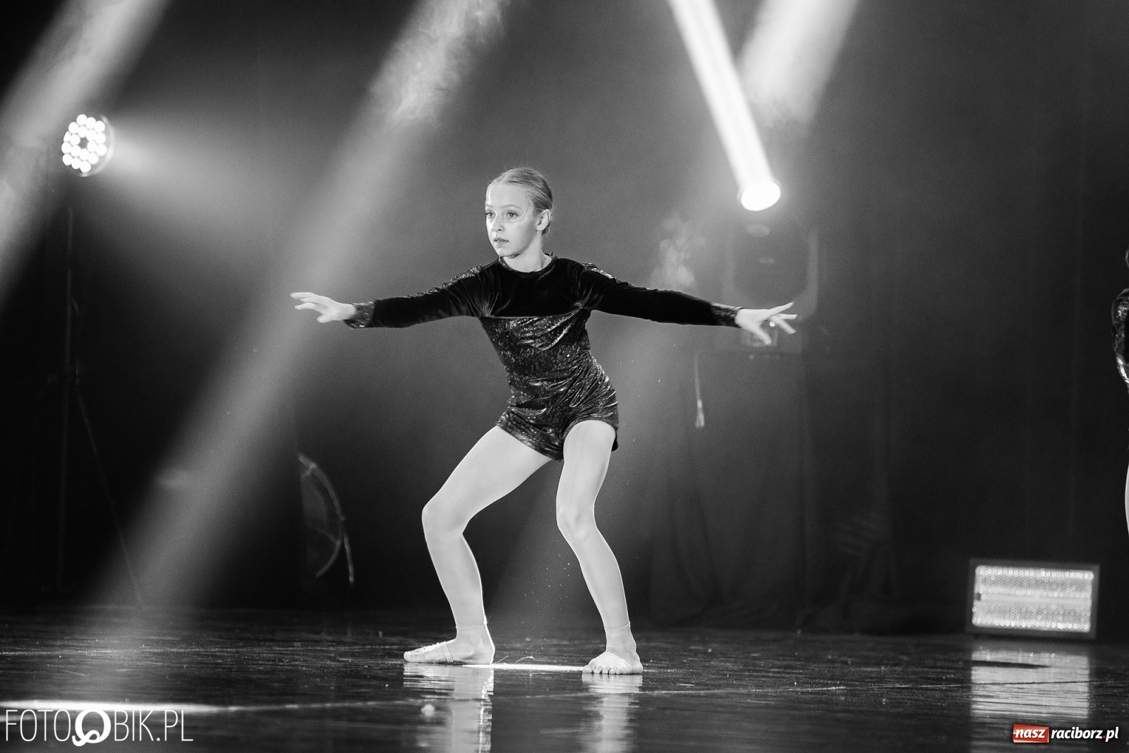 Zdjęcie w galerii na portalu naszraciborz.pl: Gala zespołu tanecznego Skaza w Raciborskim Centrum Kultury wiadomości z regionu