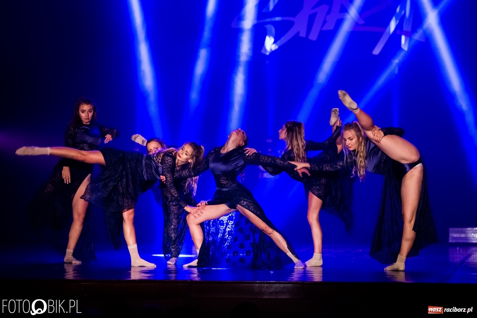 Zdjęcie w galerii na portalu naszraciborz.pl: Gala zespołu tanecznego Skaza w Raciborskim Centrum Kultury wiadomości z regionu
