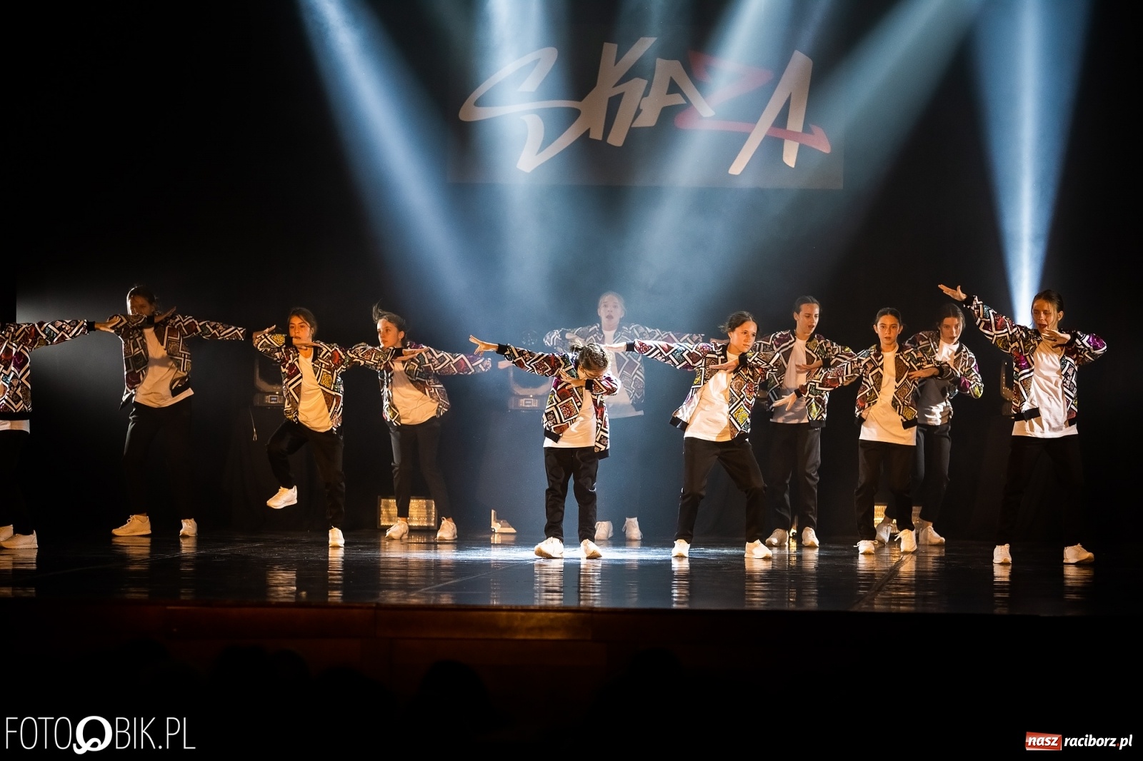 Zdjęcie w galerii na portalu naszraciborz.pl: Gala zespołu tanecznego Skaza w Raciborskim Centrum Kultury wiadomości z regionu