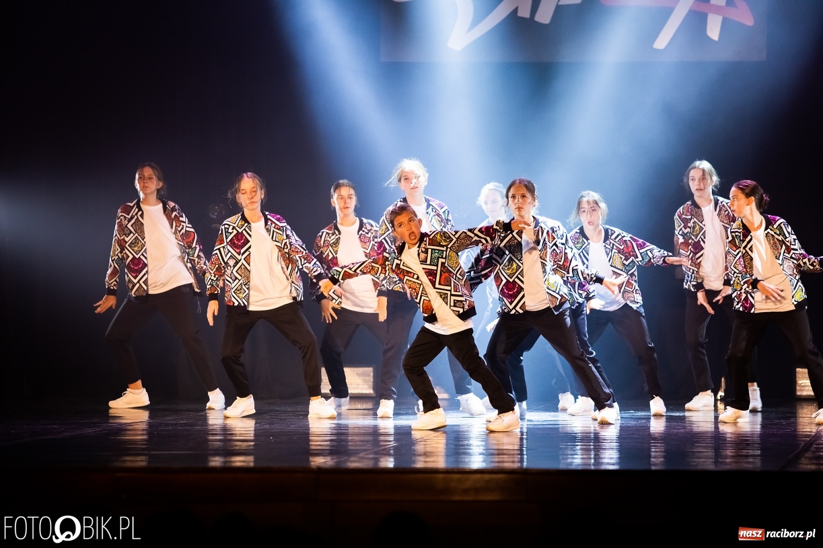 Zdjęcie w galerii na portalu naszraciborz.pl: Gala zespołu tanecznego Skaza w Raciborskim Centrum Kultury wiadomości z regionu