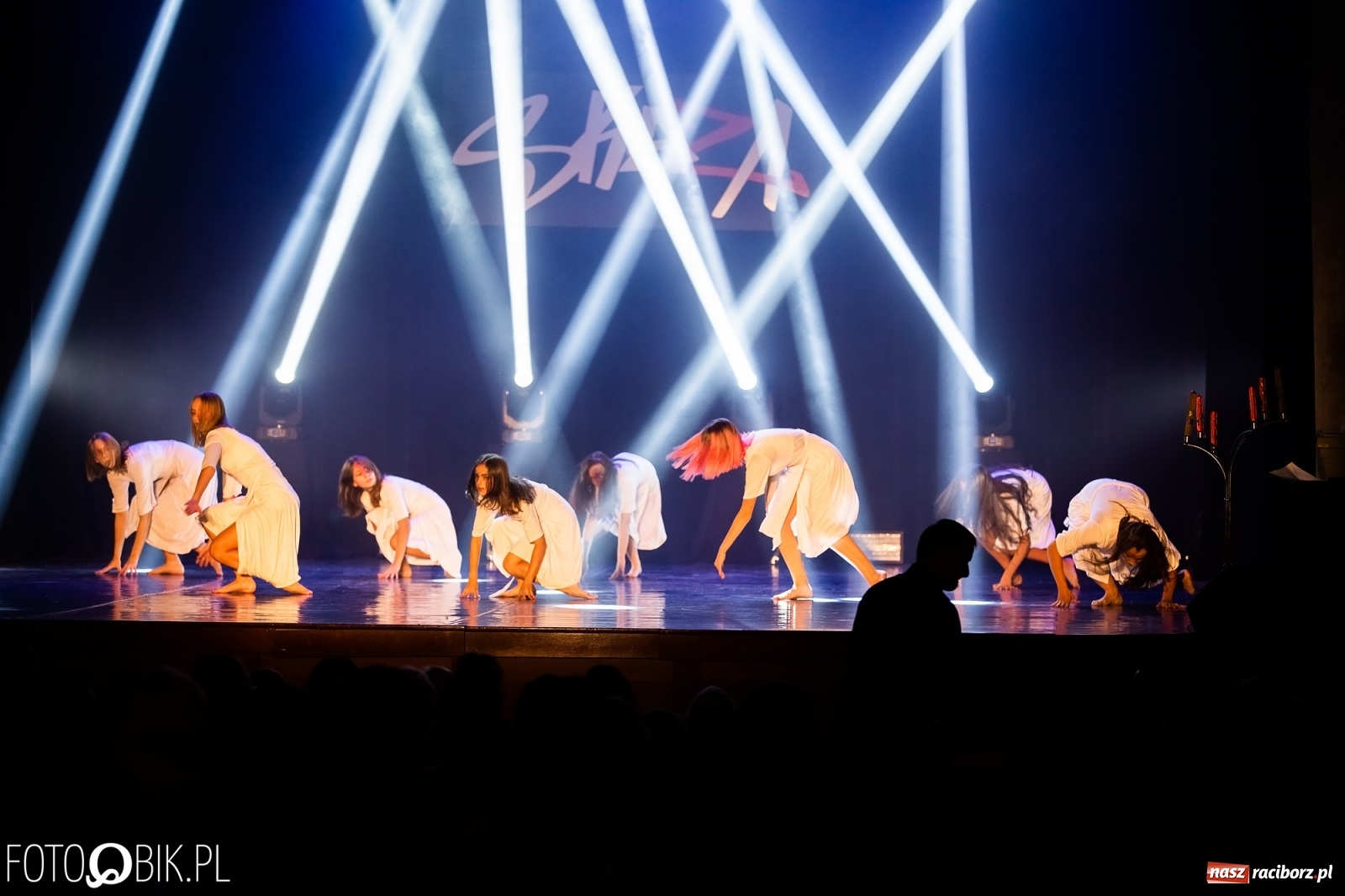 Zdjęcie w galerii na portalu naszraciborz.pl: Gala zespołu tanecznego Skaza w Raciborskim Centrum Kultury wiadomości z regionu