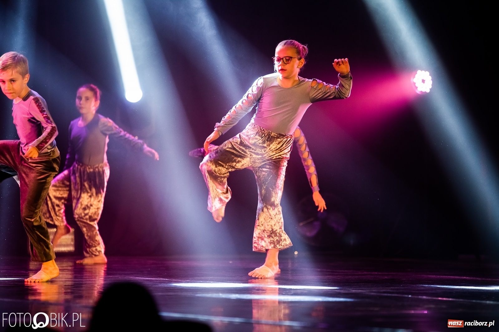 Zdjęcie w galerii na portalu naszraciborz.pl: Gala zespołu tanecznego Skaza w Raciborskim Centrum Kultury wiadomości z regionu