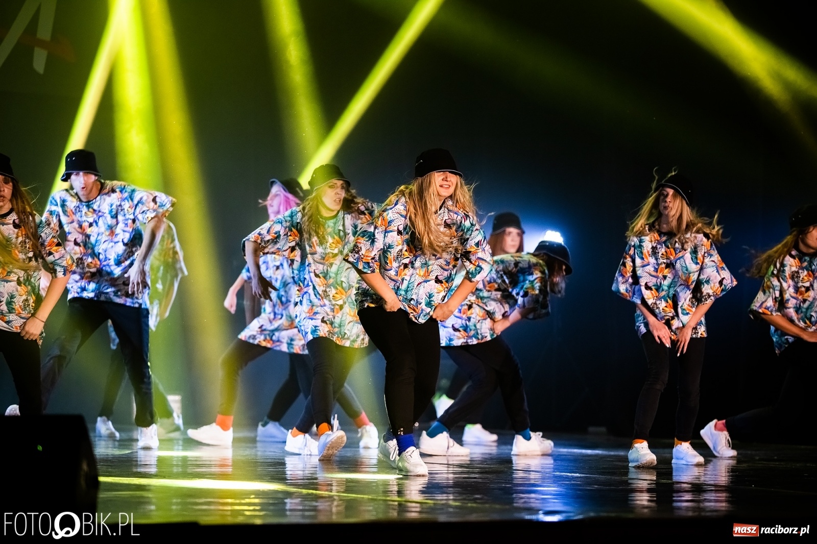 Zdjęcie w galerii na portalu naszraciborz.pl: Gala zespołu tanecznego Skaza w Raciborskim Centrum Kultury wiadomości z regionu