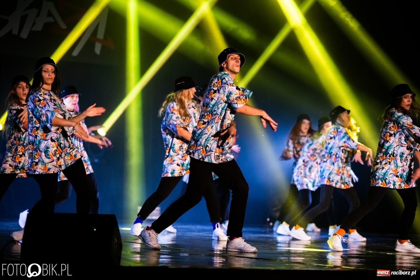 Zdjęcie w galerii na portalu naszraciborz.pl: Gala zespołu tanecznego Skaza w Raciborskim Centrum Kultury wiadomości z regionu